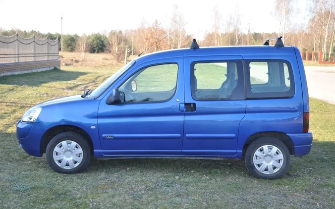 Citroen Berlingo cena 9000 przebieg: 211000, rok produkcji 2006 z Sochaczew małe 46